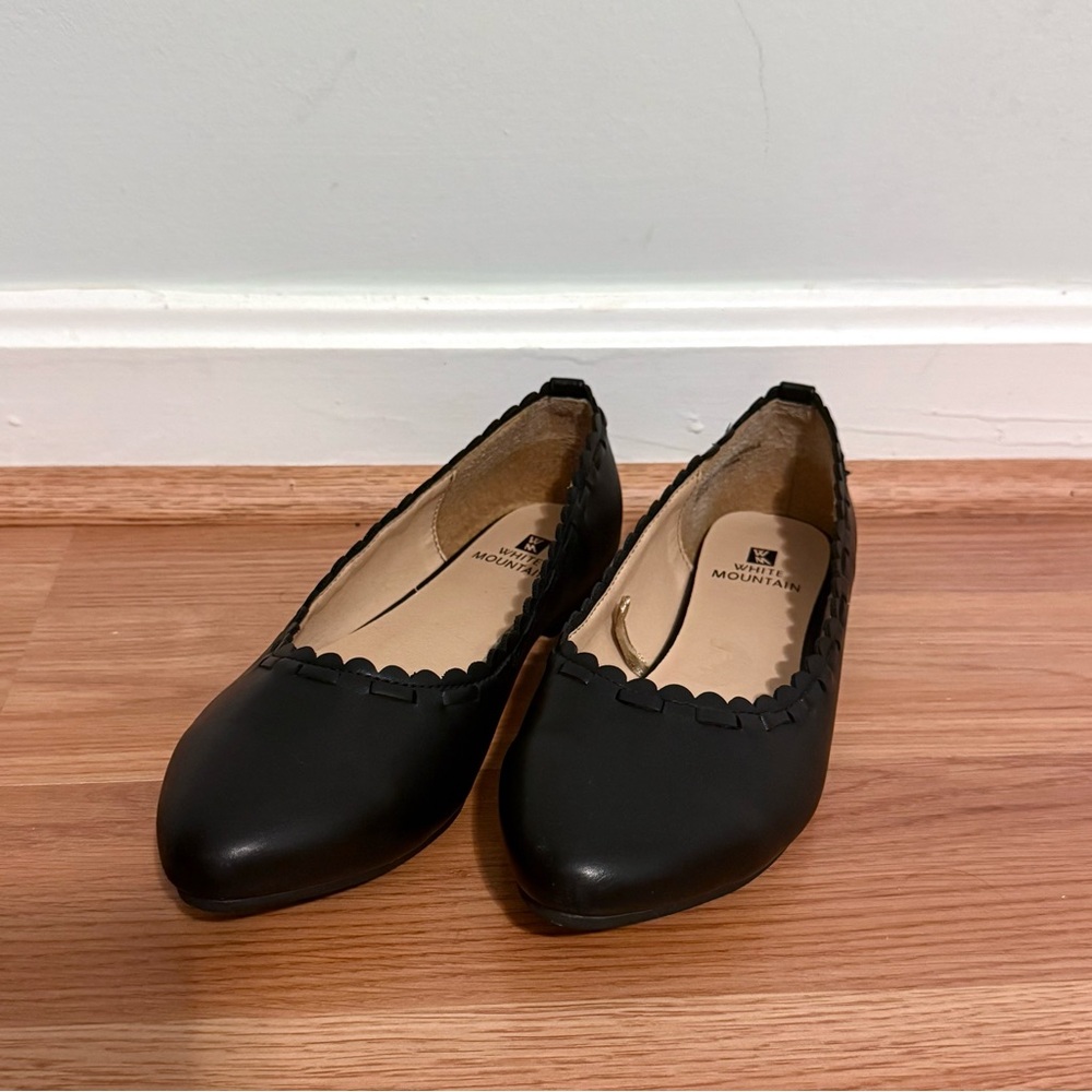 Black Scalloped Flats